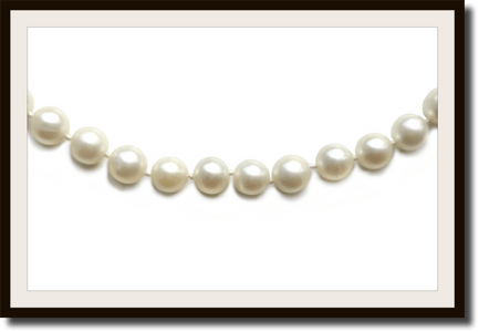 Vintage 1990s Cultured Hand Knotted Akoya Pearl Necklace 18k Clasp. - Bloomsbury Manor Ltd