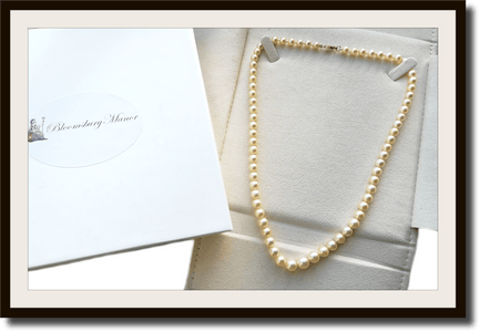 Vintage Graduated Cultured Pearl Necklace 18k Gold Clasp - Bloomsbury Manor Ltd