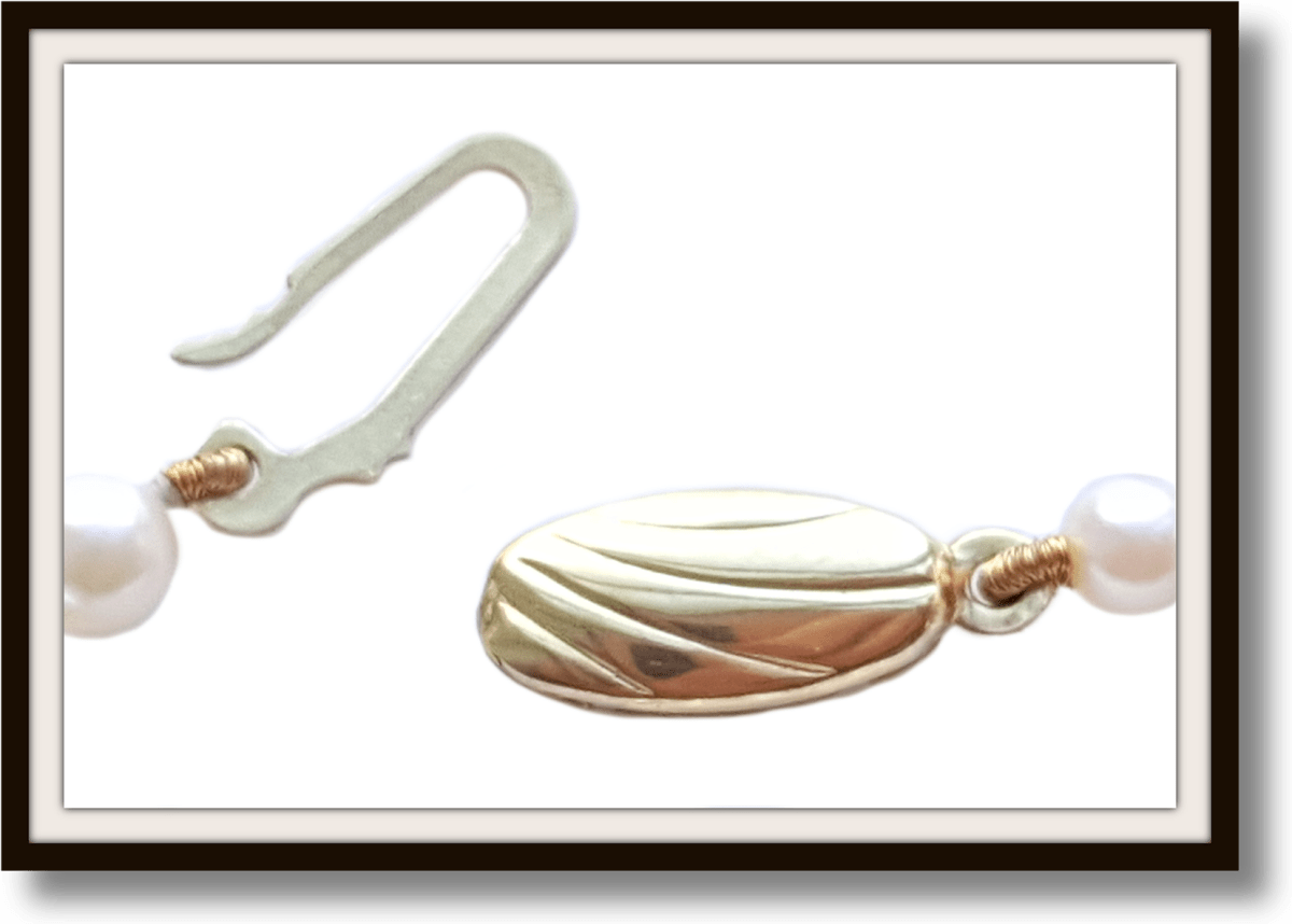 Vintage Graduated Knotted Akoya Cultured Pearl Necklace 20in 9K Gold Clasp - Bloomsbury Manor Ltd