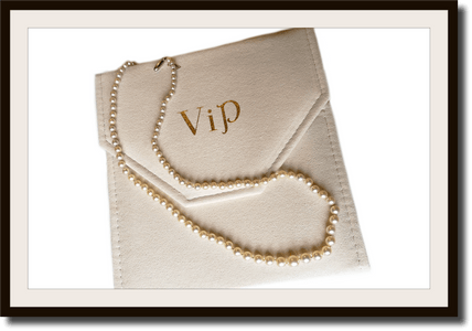 Vintage Hand Knotted Graduated Cultured Pearl Necklace 19in 18k Clasp - Bloomsbury Manor Ltd