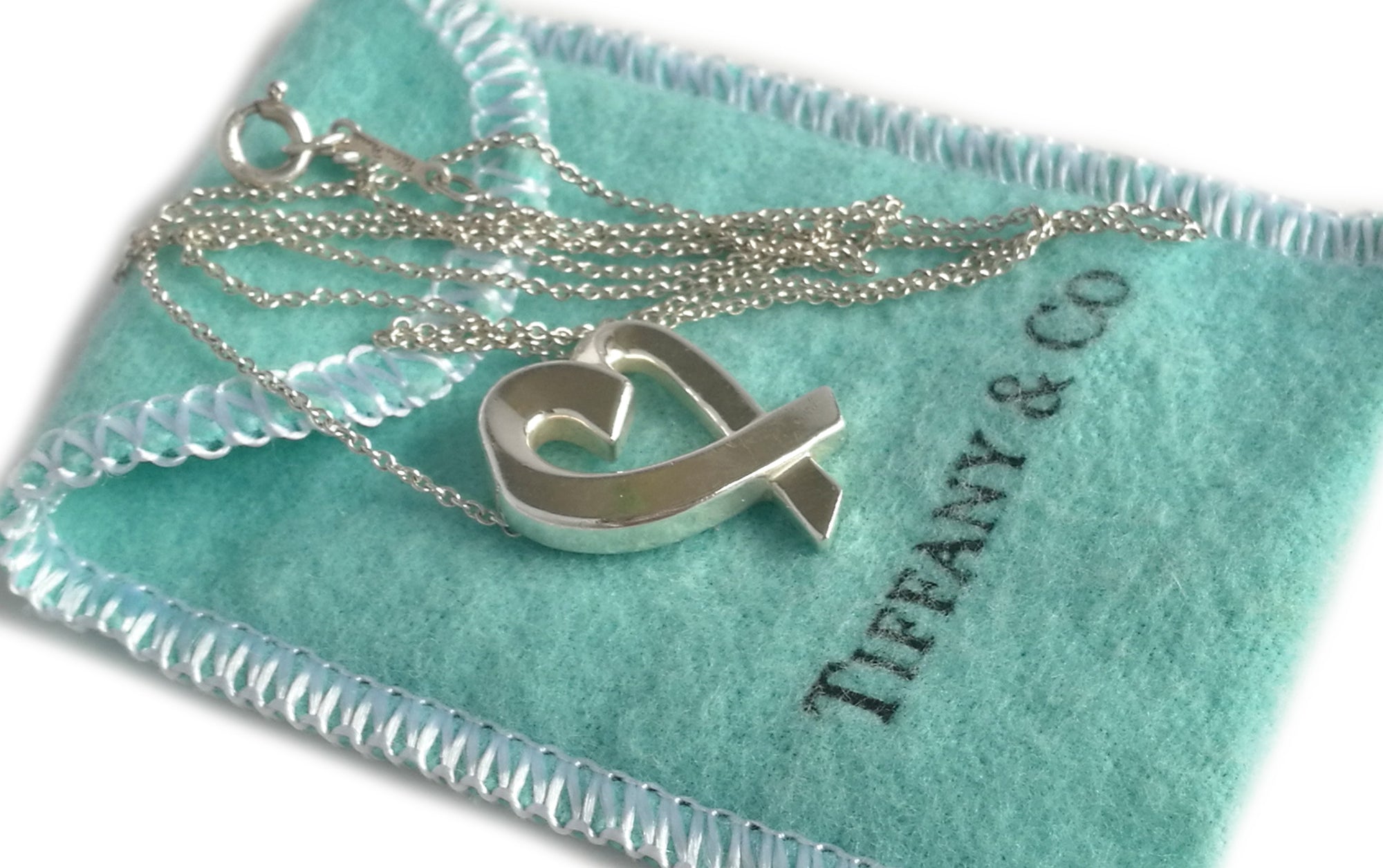 Tiffany & Co. Paloma Picasso Sterling Silver Loving Heart 18 inch Necklace